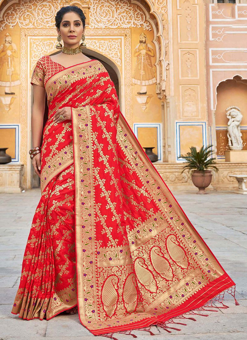 B FINE KASTKARI Stylish Latest Fancy Designer Party And Wedding Wear Heavy Silk Saree Collection